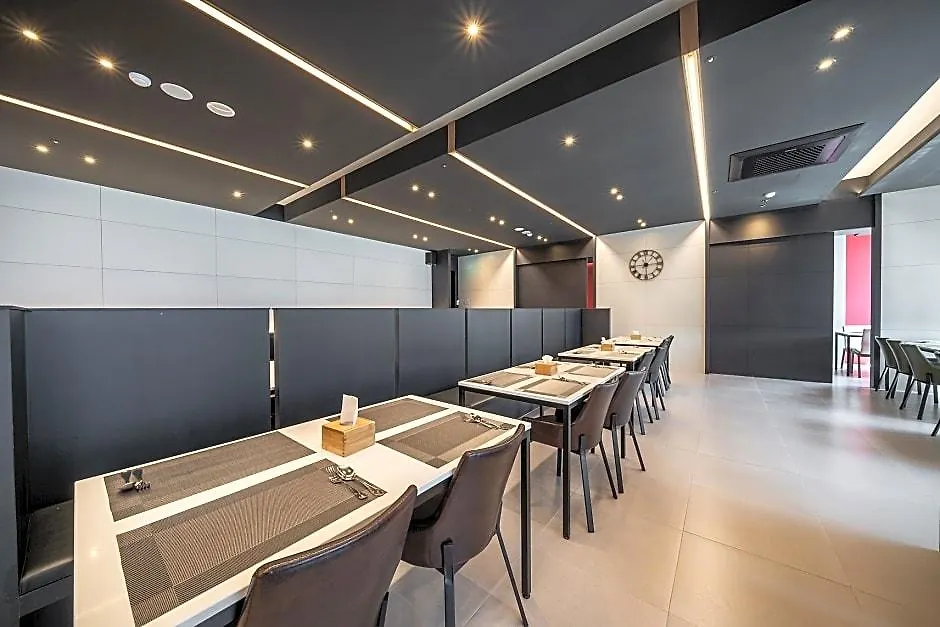 ****  Incheon Airport Legend Hotel South Korea