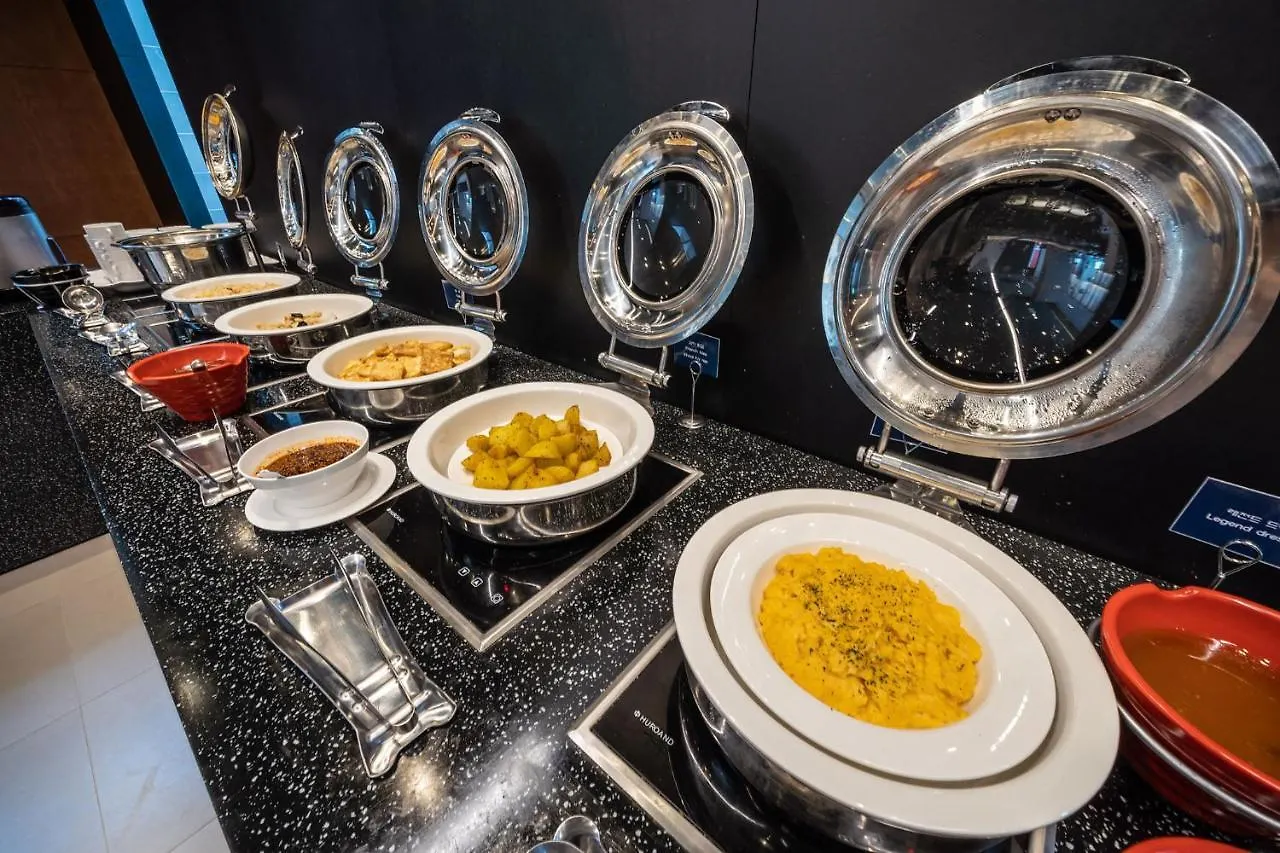 Incheon Airport Legend Hotel 4*,