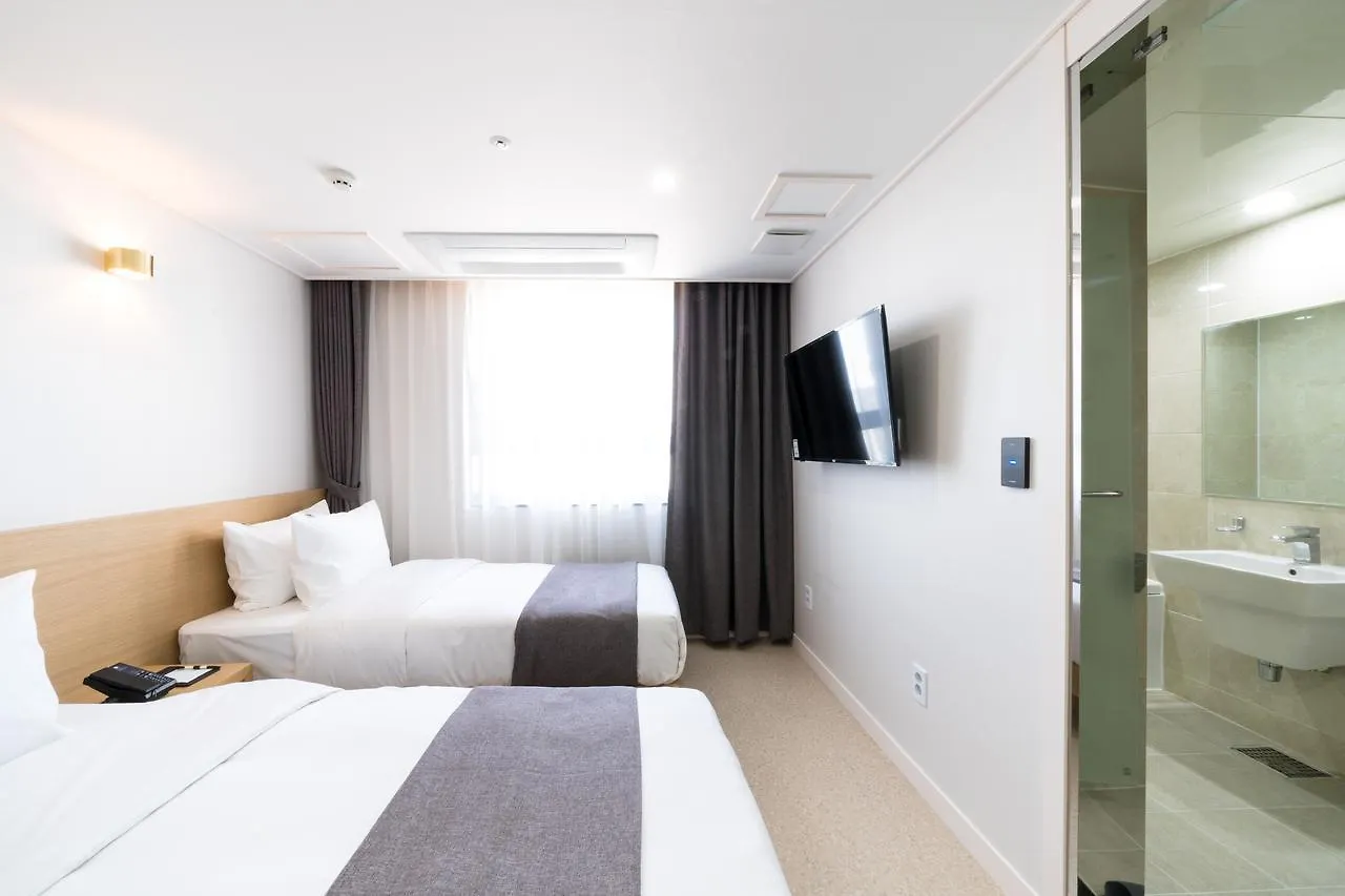 Incheon Airport Legend Hotel